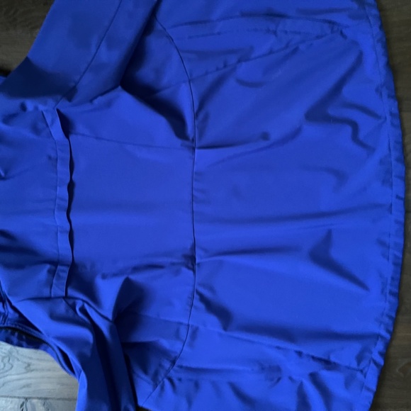 Waterproof jacket - Picture 2 of 3